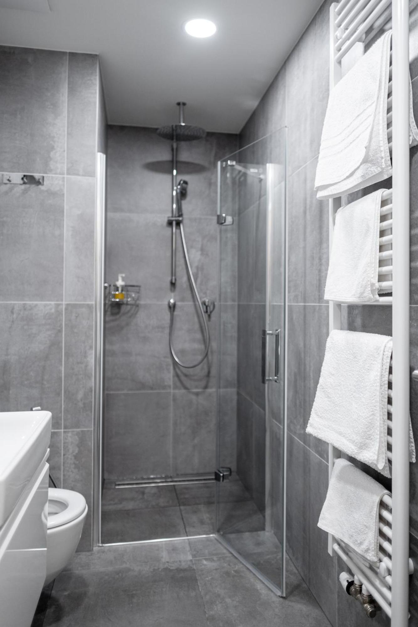 Luxury City Centre Apartment Прага Экстерьер фото
